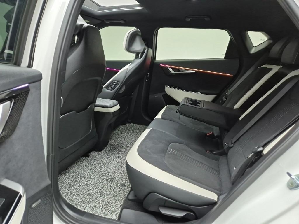 KIA EV6 - Vista 12