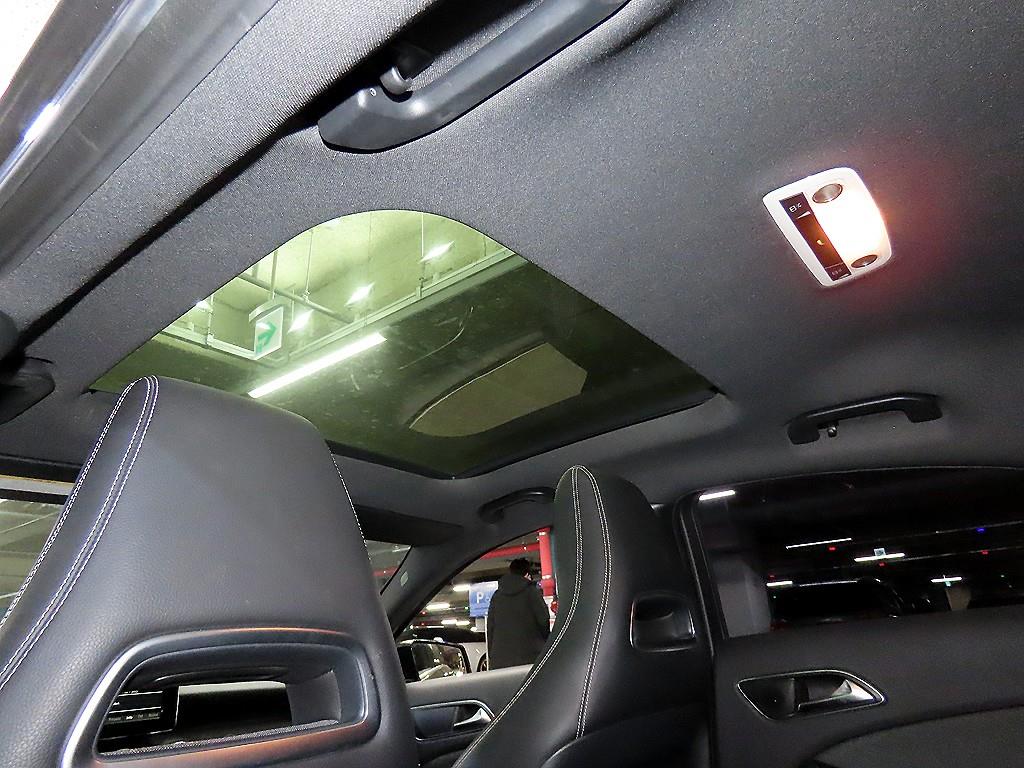 Mercedes Benz A Class 2015 Gris - Importación desde Corea - HF Imports Iquique - Foto 17