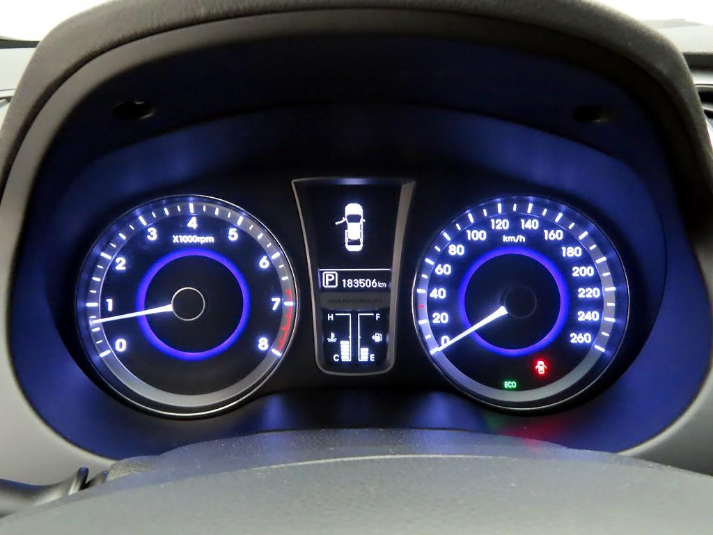 HYUNDAI Grandeur - Vista 6