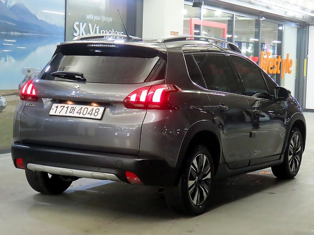 Peugeot 2008 - Vista 4