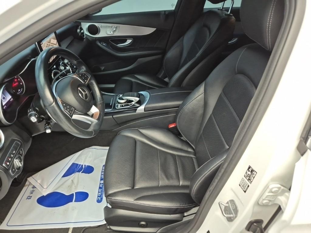 Mercedes Benz C Class - Vista 11