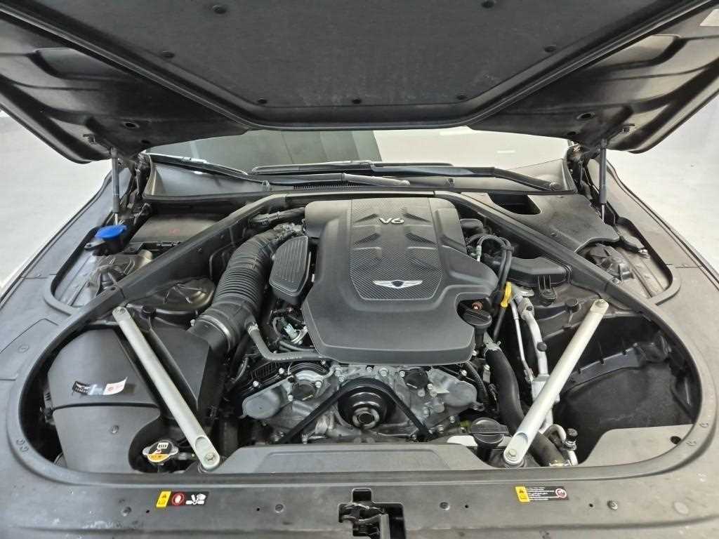 Genesis G90 - Vista 5