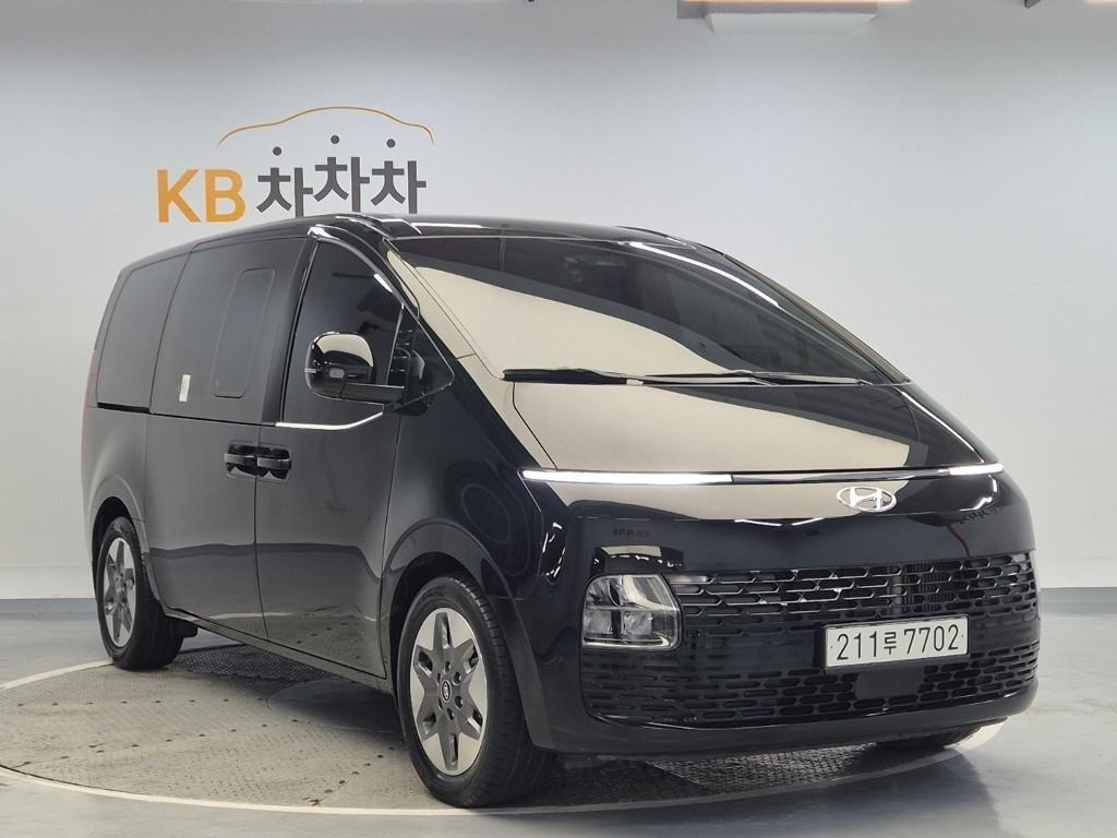 HYUNDAI Staria - Vista 4