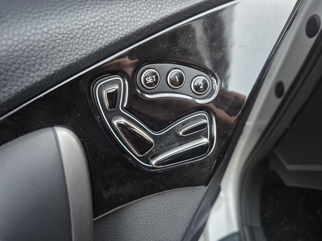 HYUNDAI Grandeur - Vista 12