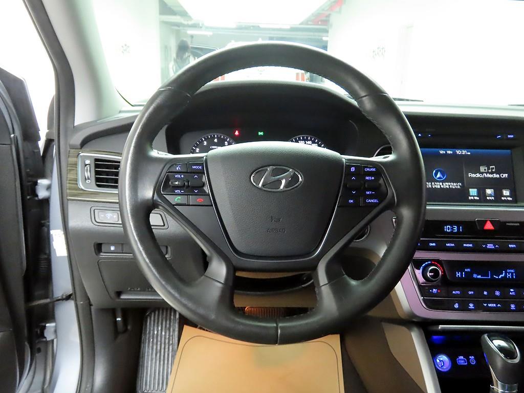 HYUNDAI Sonata - Vista 7