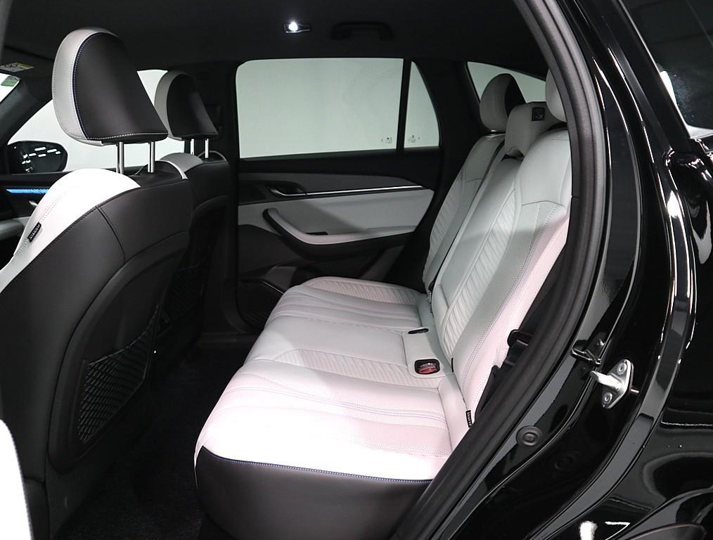 SAMSUNG Grand Koleos - Vista 9