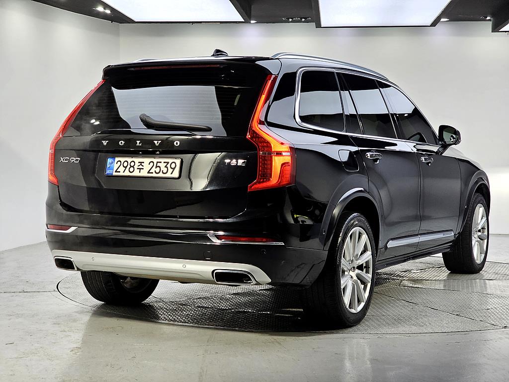 Volvo XC90 - Vista 4