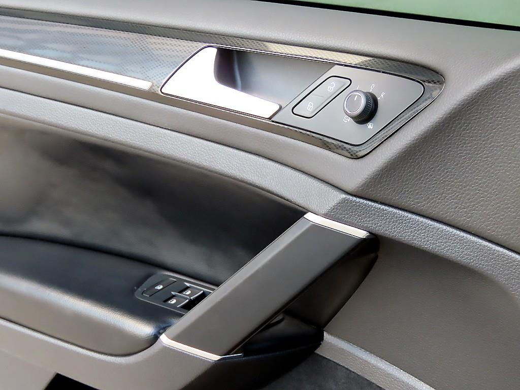 Volkswagen Golf - Vista 11