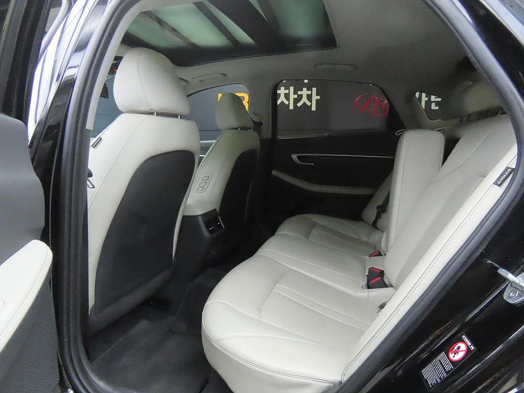 HYUNDAI Sonata - Vista 6