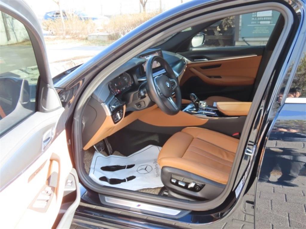 BMW 5 Series 2023 Negro - Importación desde Corea - HF Imports Iquique - Foto 13