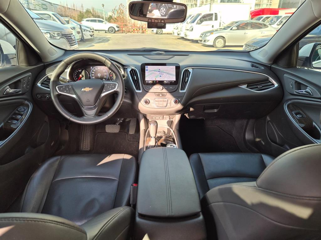 Chevrolet Malibu - Vista 7