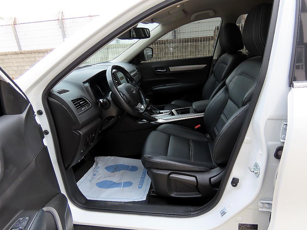 SAMSUNG QM6 - Vista 5