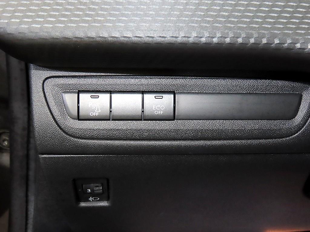 Peugeot 2008 2019 Gris - Importación desde Corea - HF Imports Iquique - Foto 14