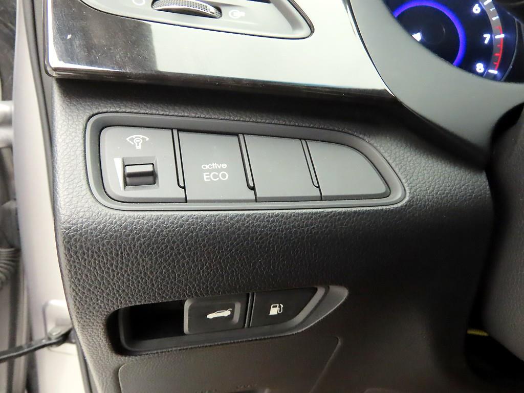 HYUNDAI Grandeur - Vista 12