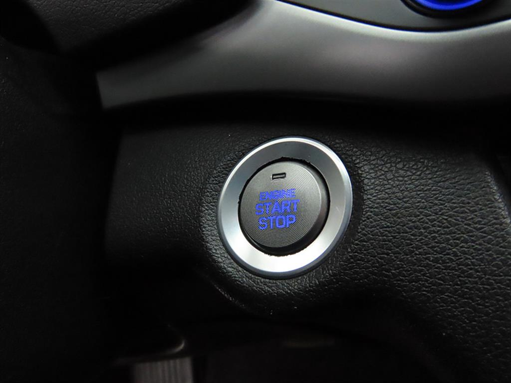 HYUNDAI Avante - Vista 10