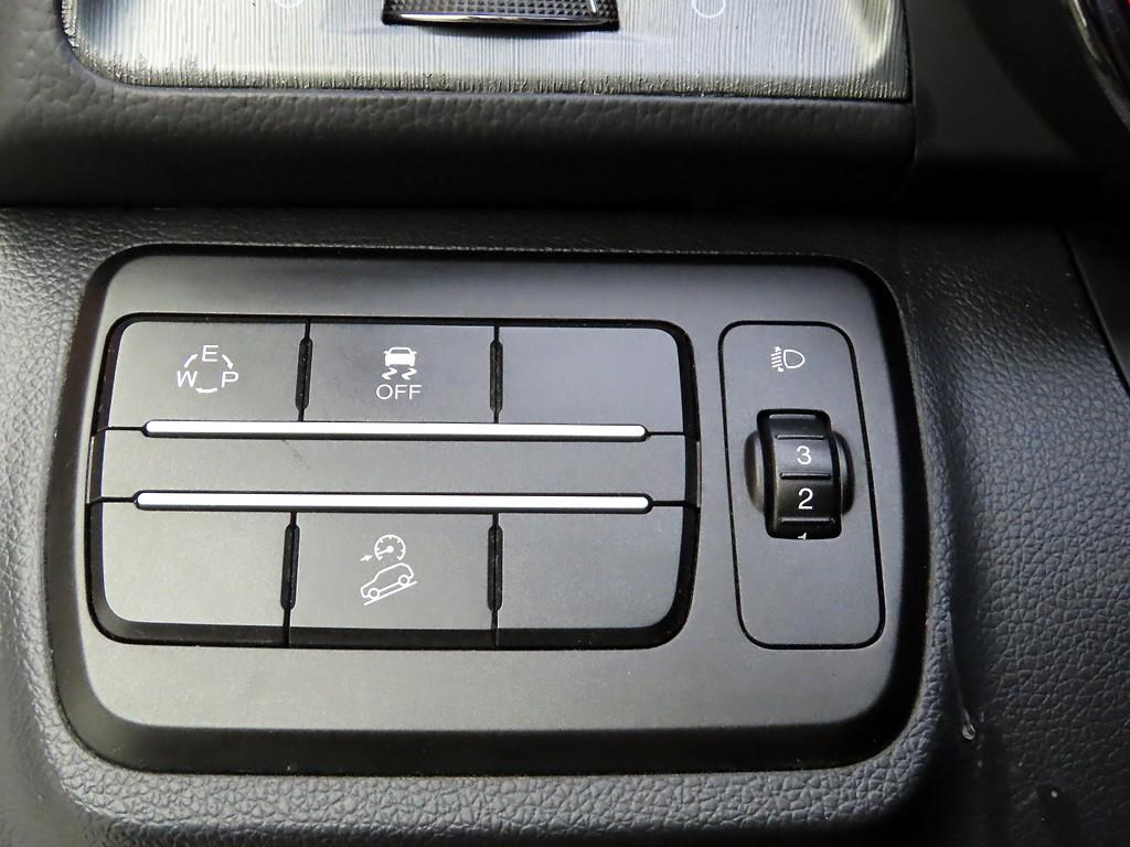 Ssangyong Tivoli - Vista 12