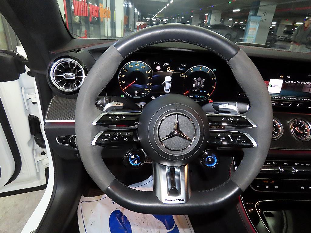 Mercedes Benz E class - Vista 8