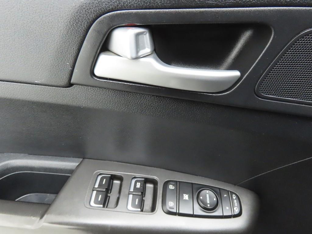 KIA Sportage - Vista 9