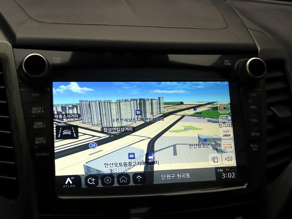 Ssangyong Tivoli - Vista 9