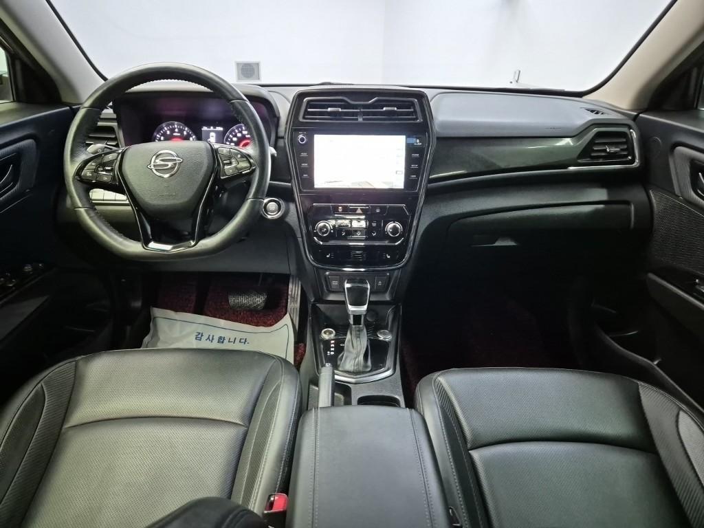 Ssangyong Tivoli - Vista 5