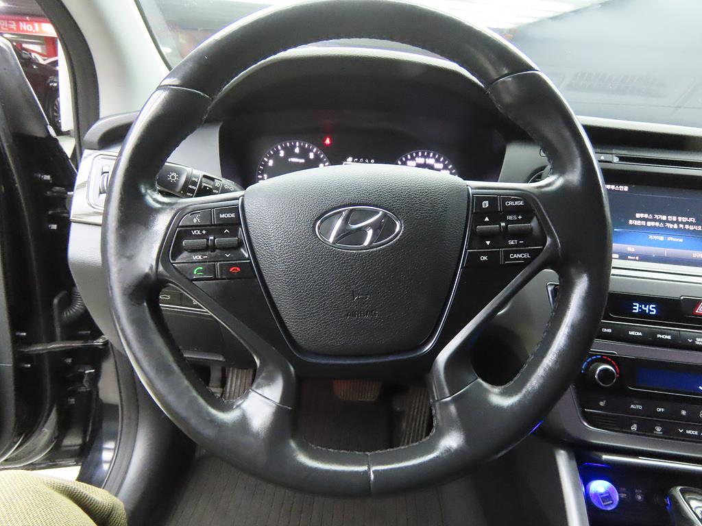 HYUNDAI Sonata - Vista 8