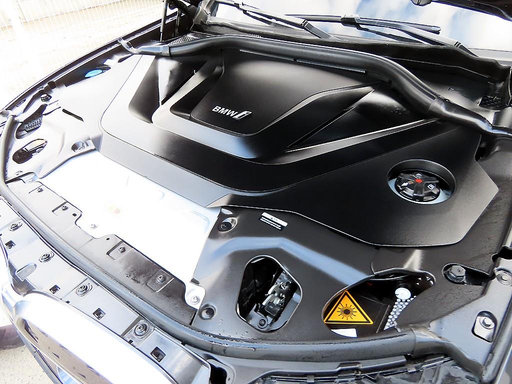 BMW iX3 2025 Gris - Importación desde Corea - HF Imports Iquique - Foto 19