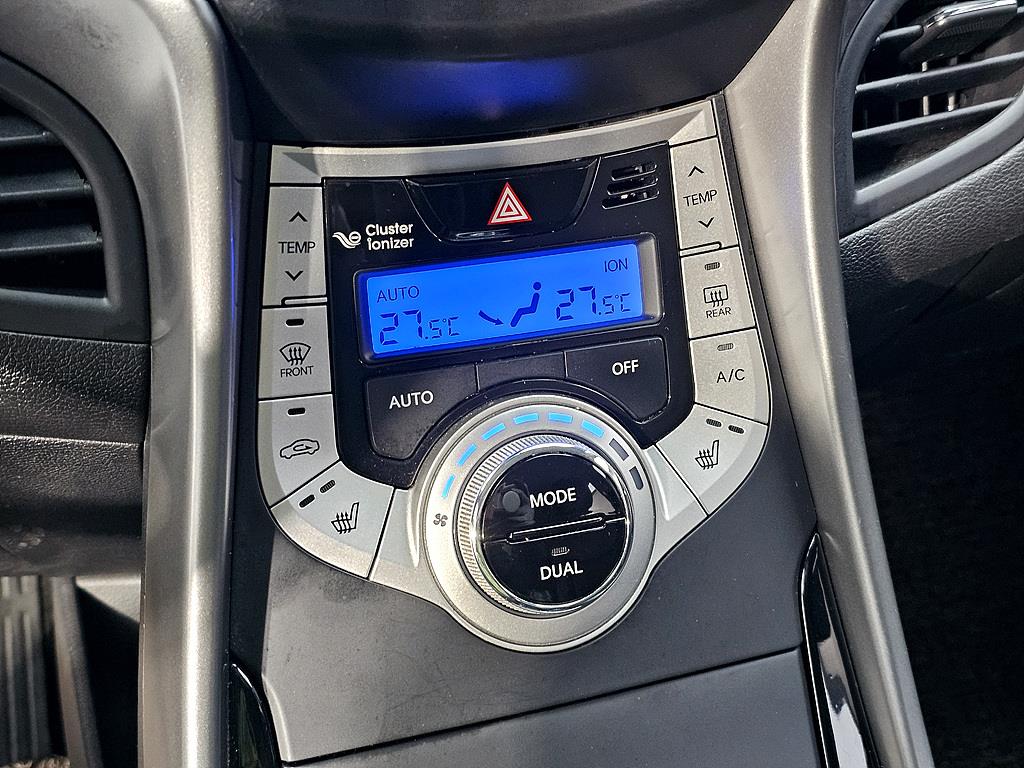 HYUNDAI Avante 2012 Plateado - Importación desde Corea - HF Imports Iquique - Foto 14