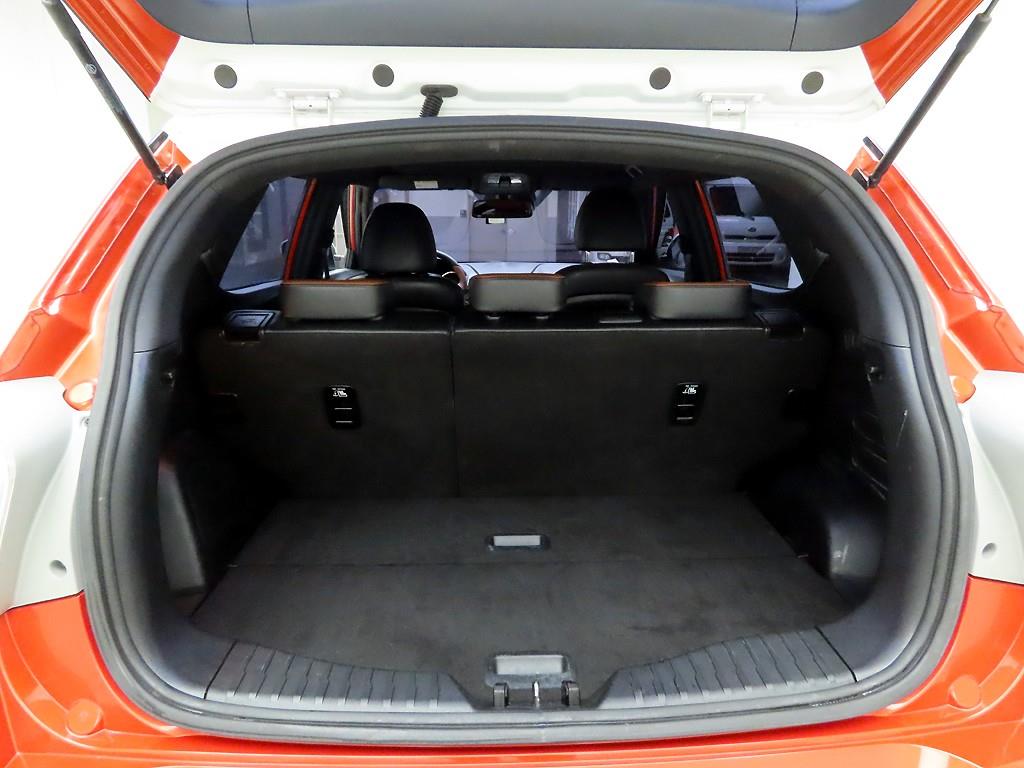 Ssangyong Tivoli - Vista 5