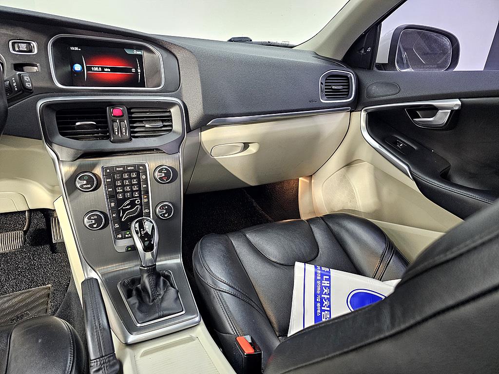 Volvo V40 - Vista 10