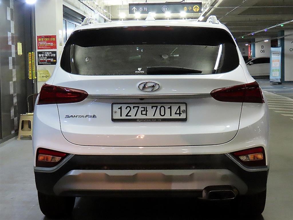HYUNDAI Santa Fe - Vista 5