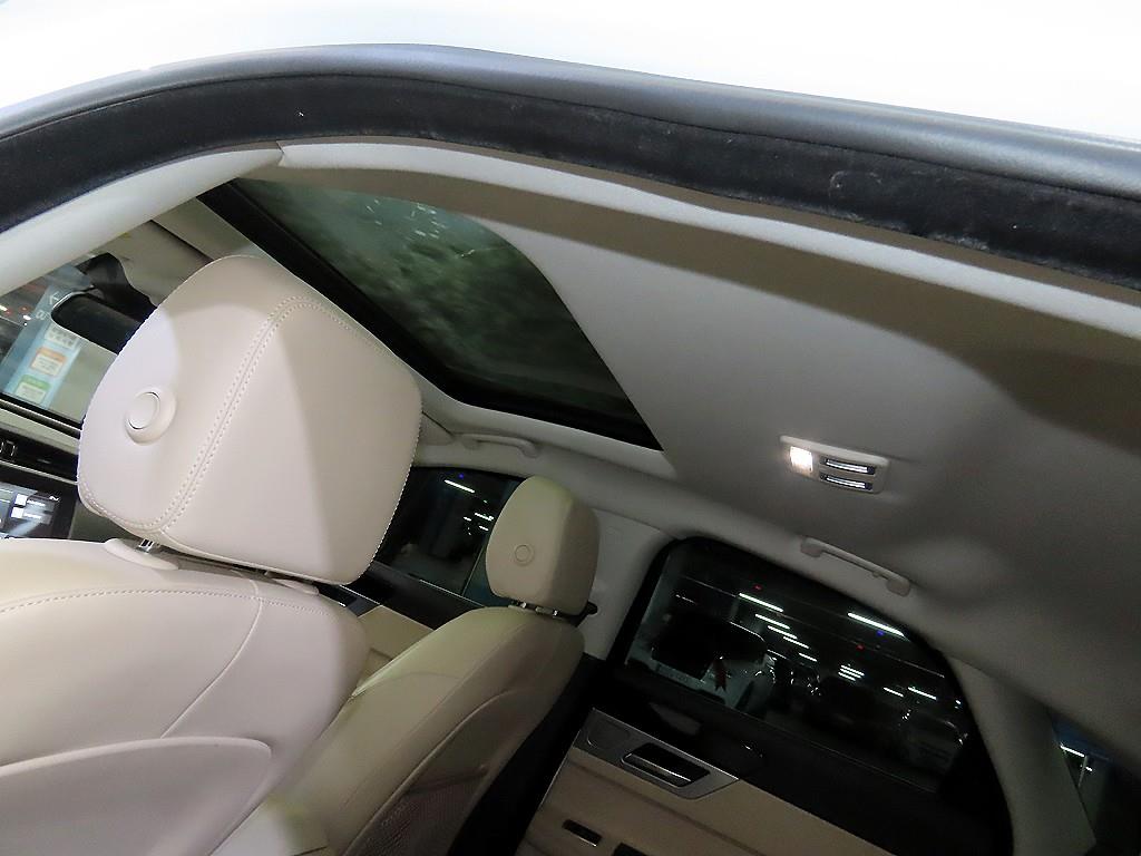 Jaguar XF 2018 Blanco - Importación desde Corea - HF Imports Iquique - Foto 17