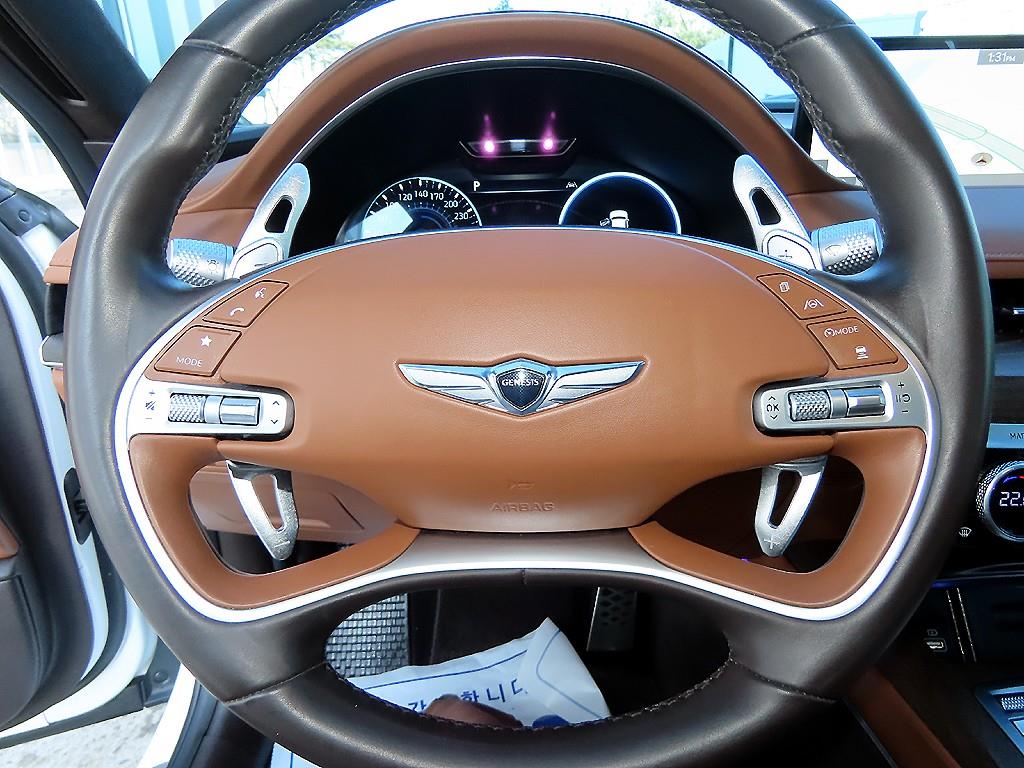 Genesis G80 - Vista 8