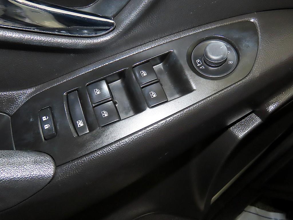 Chevrolet Trax 2019 Blanco - Importación desde Corea - HF Imports Iquique - Foto 13