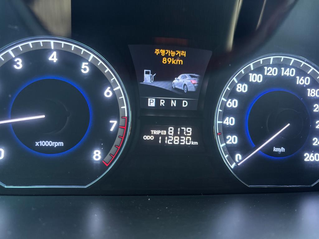 HYUNDAI Equus - Vista 7