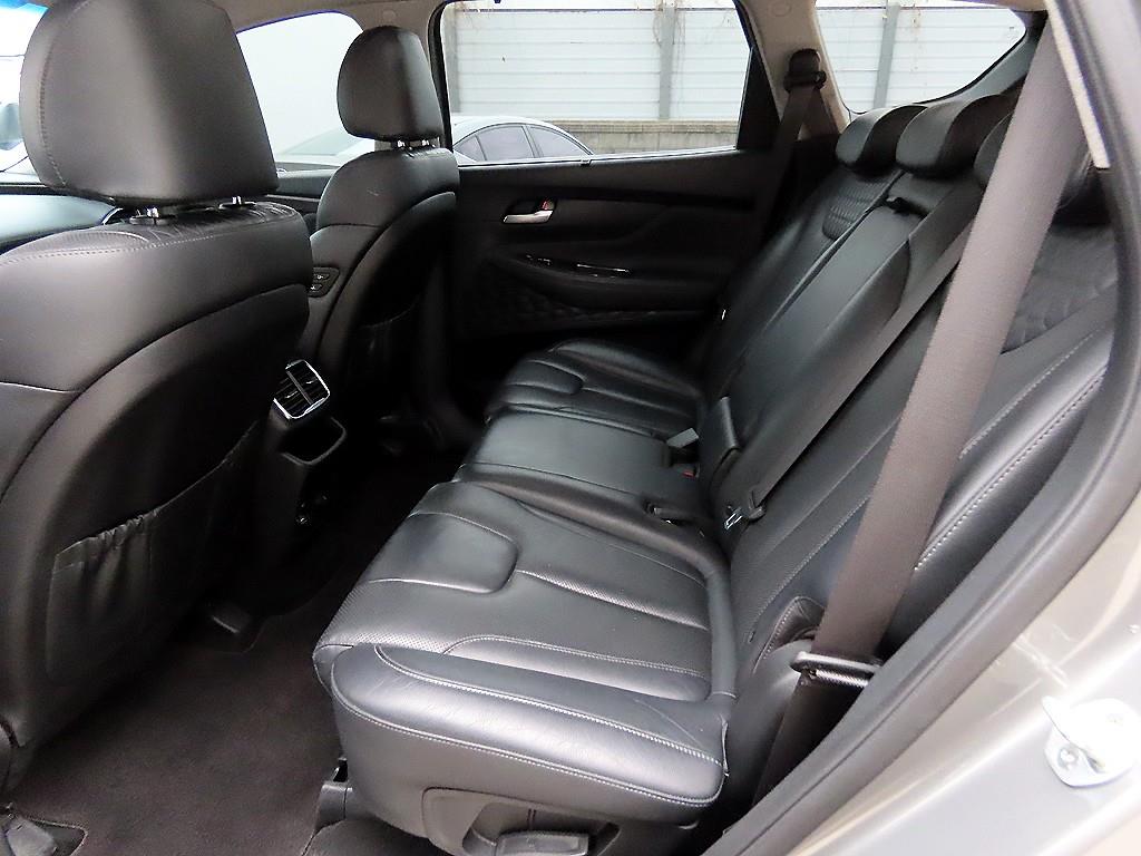 HYUNDAI Santa Fe - Vista 6