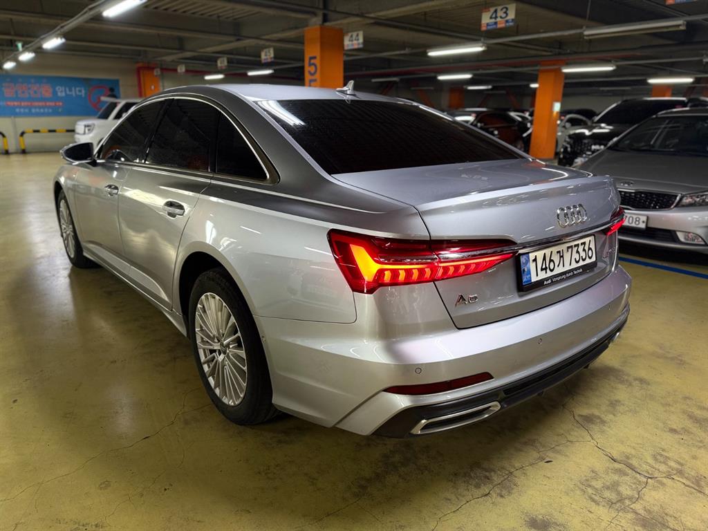 Audi A6 - Vista 4