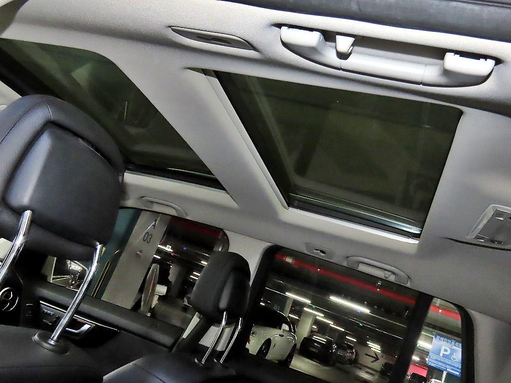 Mercedes Benz GLK Class 2014 Blanco - Importación desde Corea - HF Imports Iquique - Foto 16