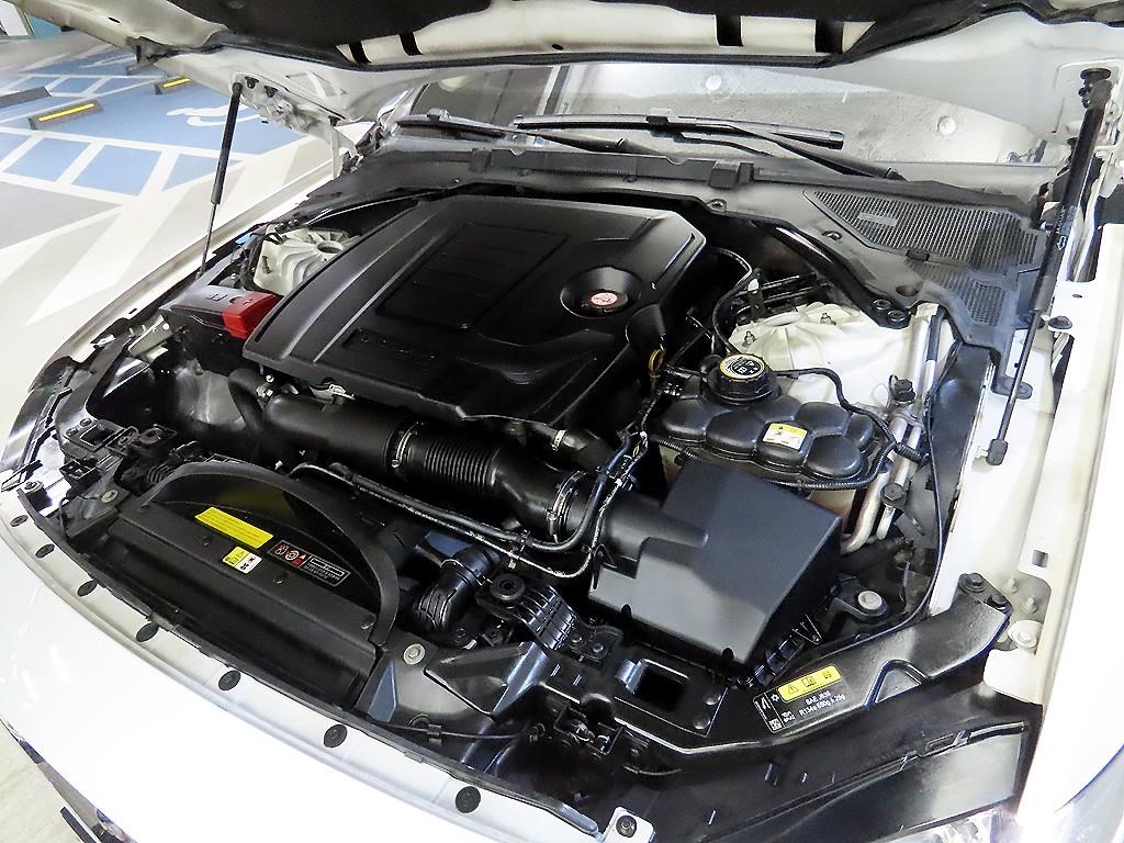 Jaguar XF 2018 Blanco - Importación desde Corea - HF Imports Iquique - Foto 19