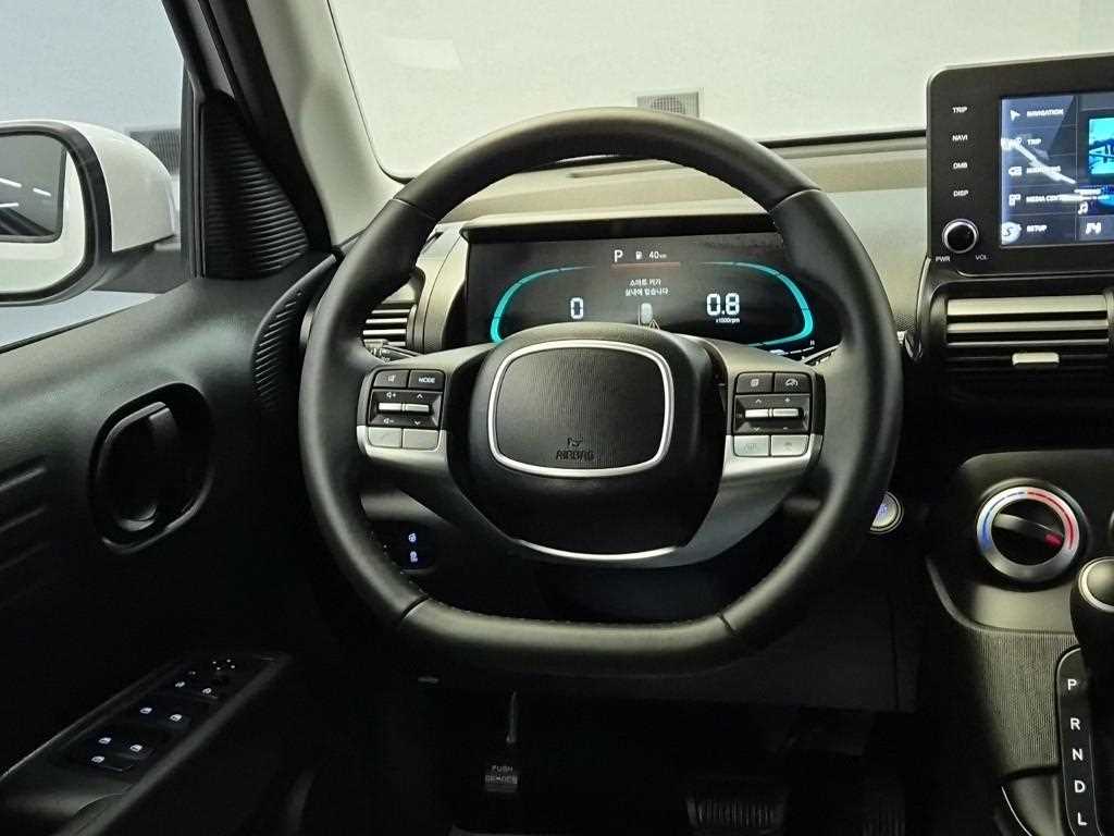 HYUNDAI Casper - Vista 9