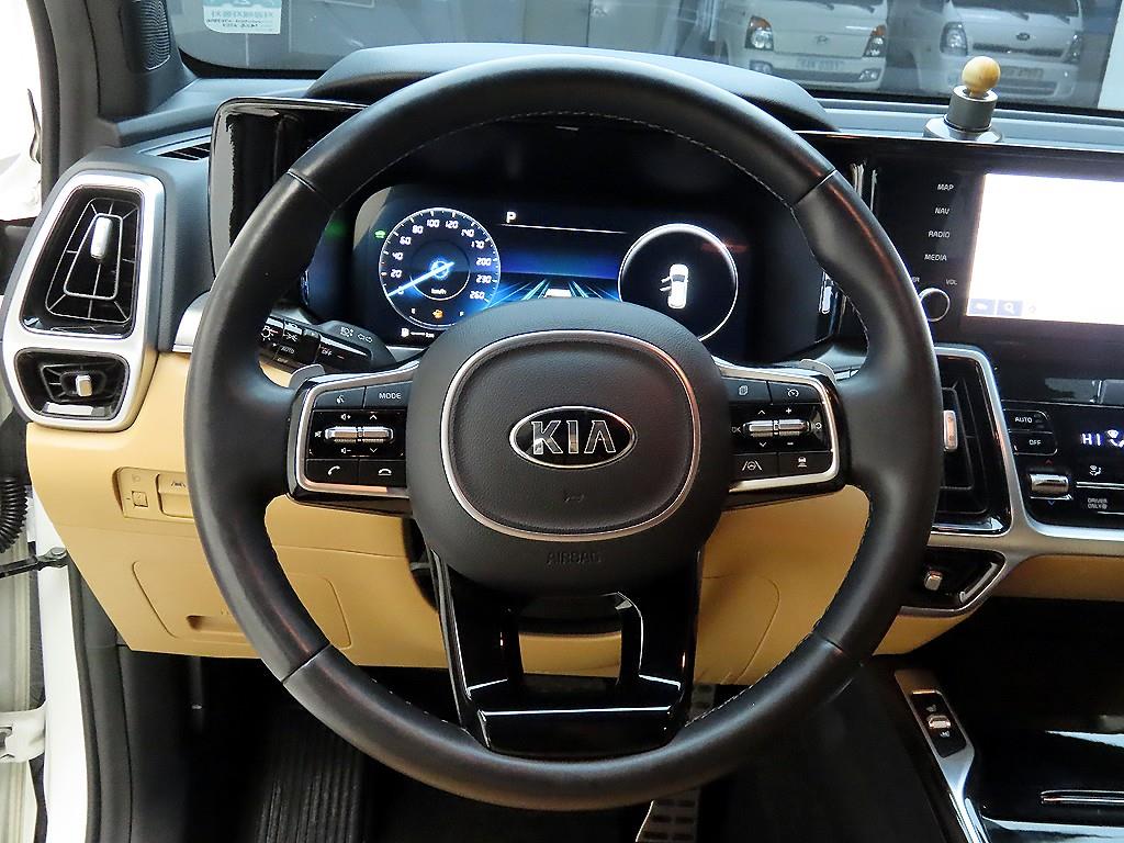 KIA Sorento - Vista 8