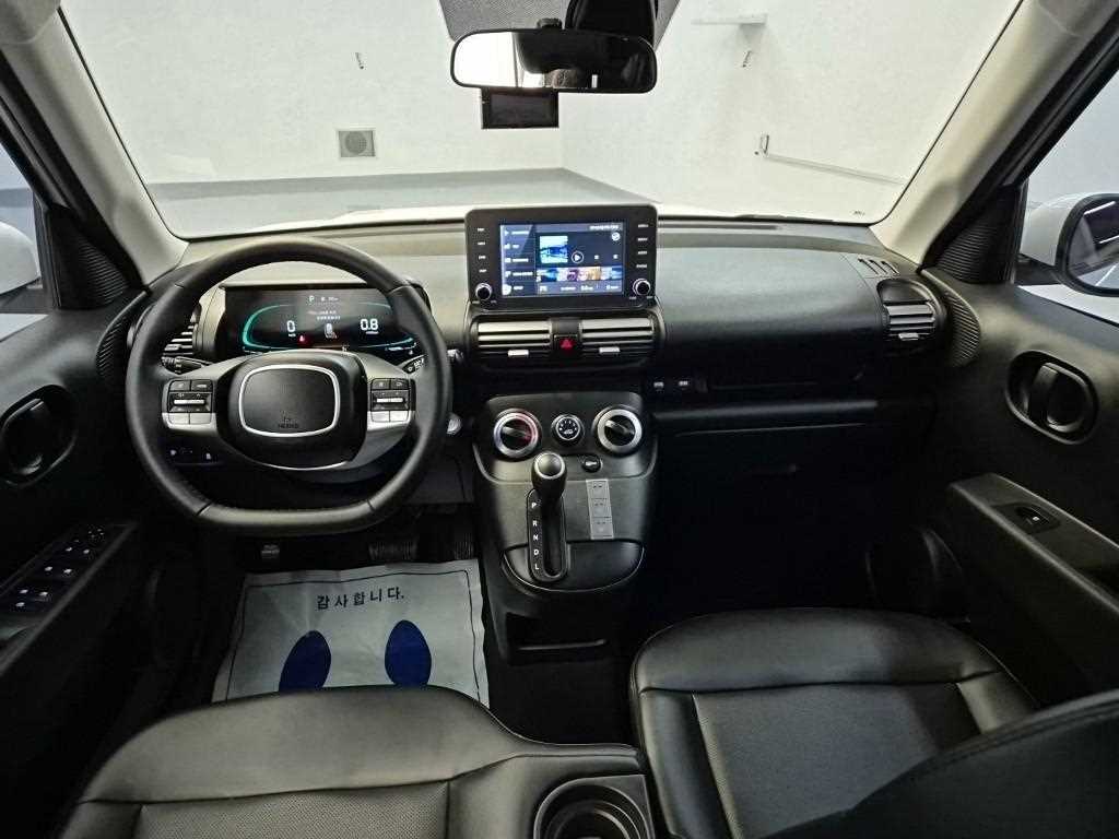 HYUNDAI Casper - Vista 7