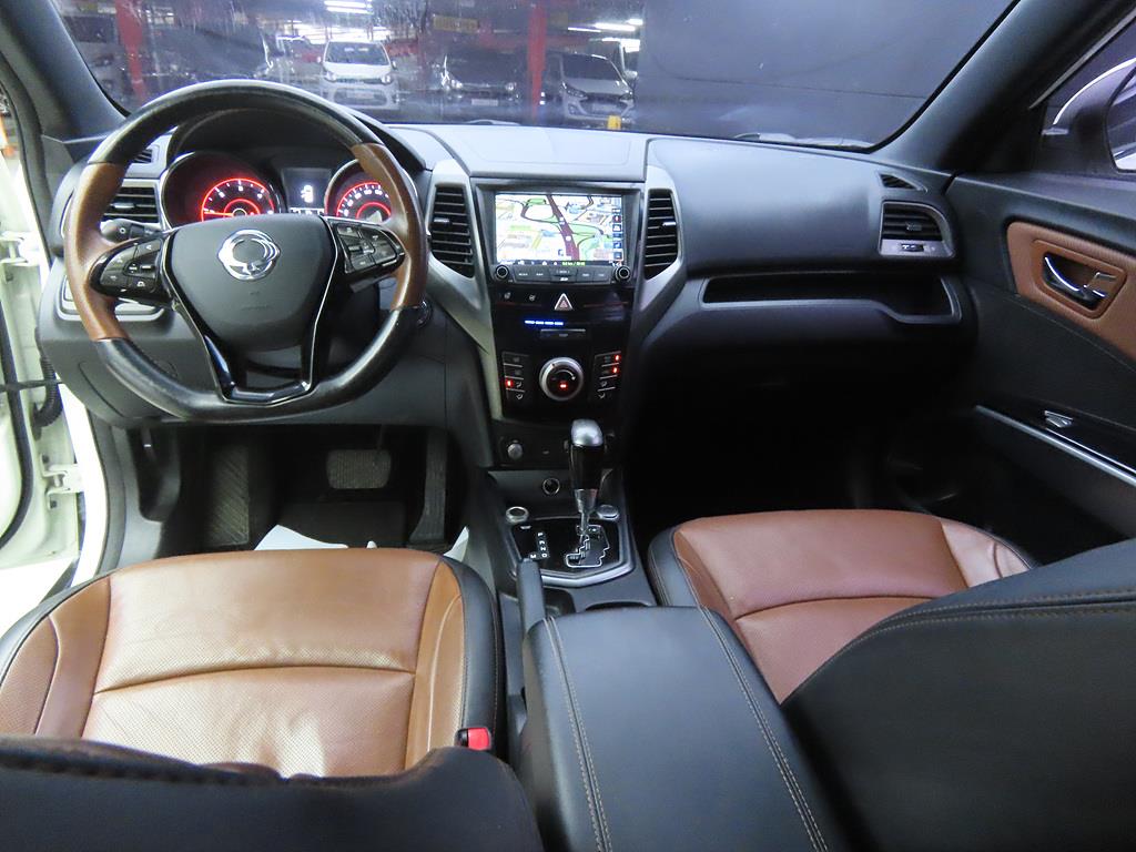 Ssangyong Tivoli - Vista 7