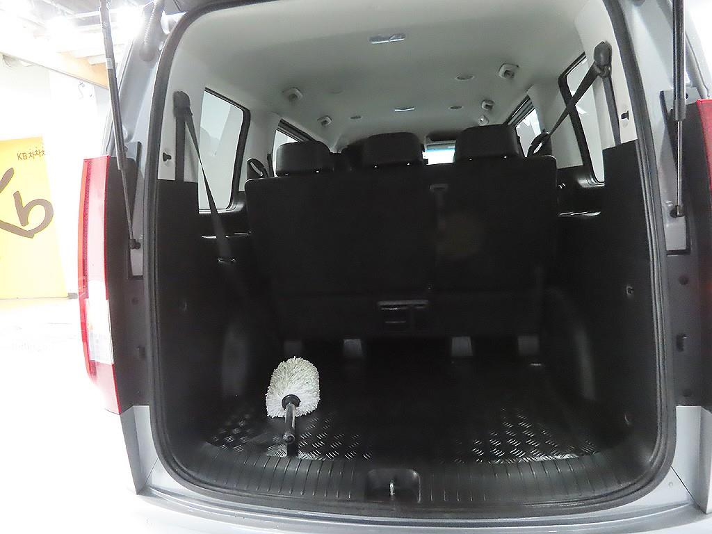 HYUNDAI Staria 2024 Plateado - Importación desde Corea - HF Imports Iquique - Foto 8