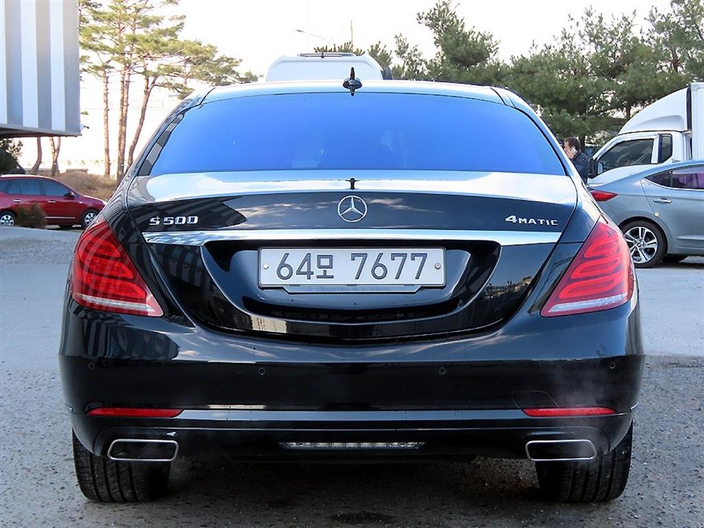 Mercedes Benz S Class - Vista 4
