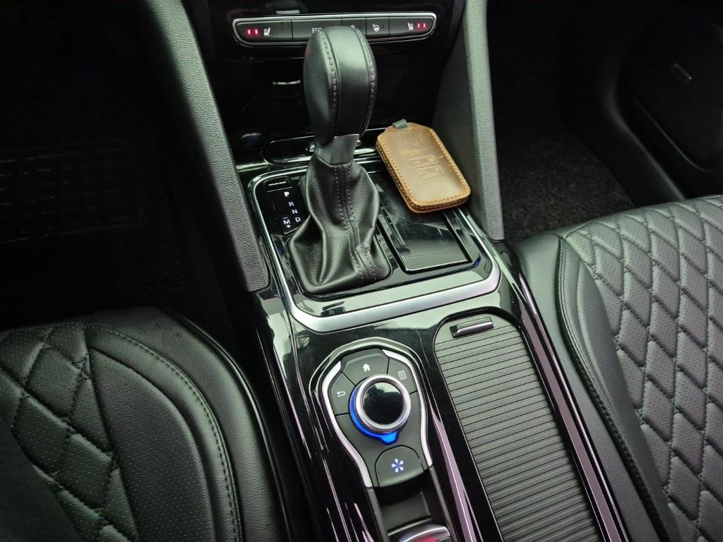 SAMSUNG SM6 - Vista 8