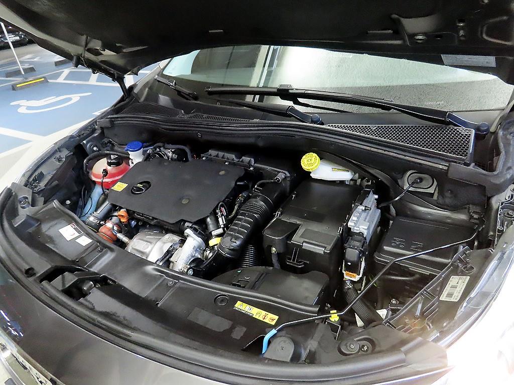 Peugeot 2008 2019 Gris - Importación desde Corea - HF Imports Iquique - Foto 19