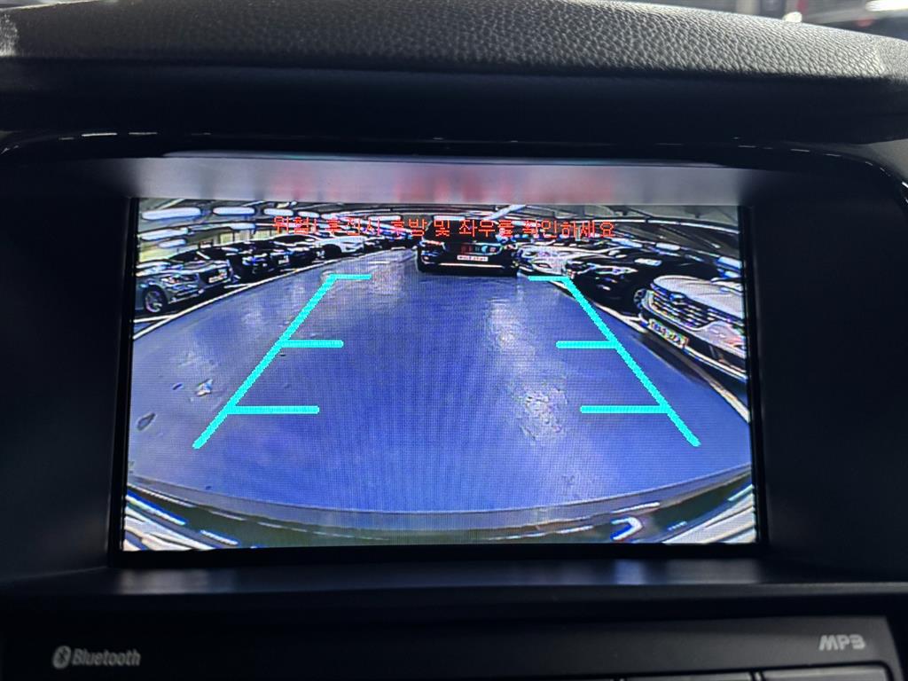 HYUNDAI Grandeur - Vista 7