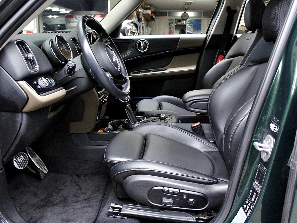 Mini Countryman - Vista 9