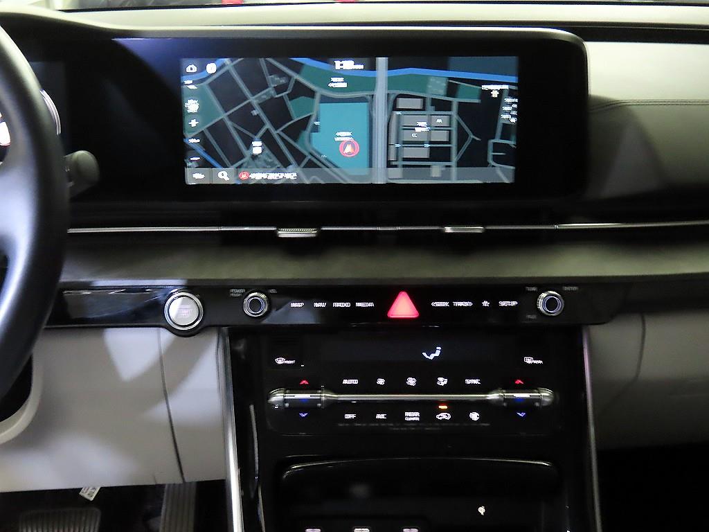 KIA Carnival - Vista 12