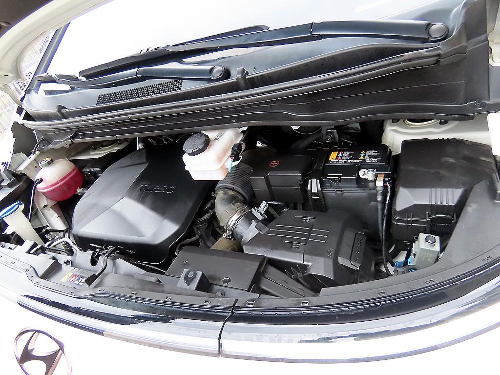 HYUNDAI Staria 2023 Blanco - Importación desde Corea - HF Imports Iquique - Foto 18